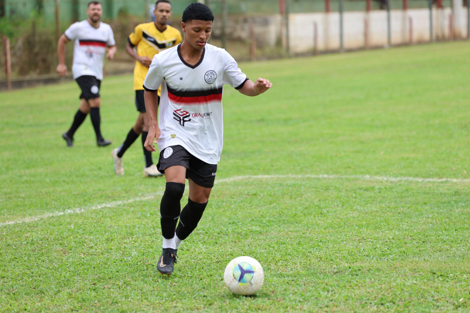 De João Neiva para o Brasil: Nathan Neris inicia nova etapa no Brusque-SC e carrega consigo o orgulho de uma cidade