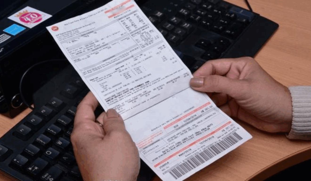 Congresso aprova nova tarifa social de energia; veja descontos e quem tem direito