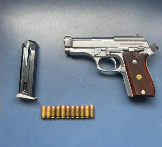 Indivíduo armado é detido pela PM em Vila do Riacho