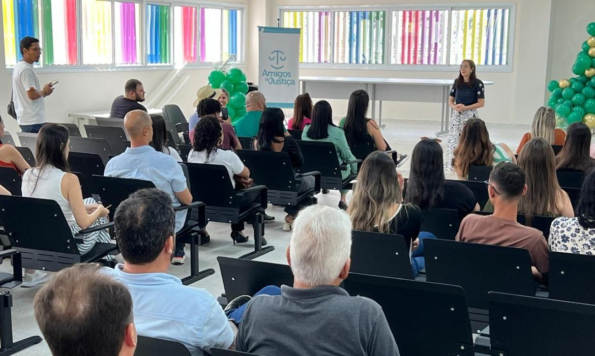 Aracruz inicia serviço de Fisioterapia Domiciliar em parceria com Amigos da Justiça