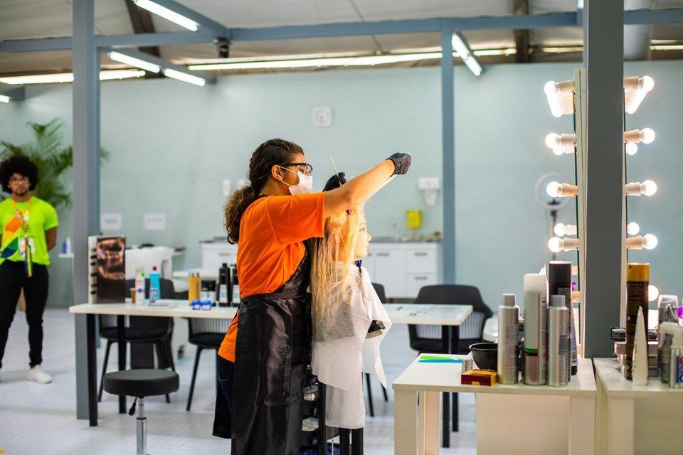 Últimos dias de inscrições para cursos profissionalizantes gratuitos no ES