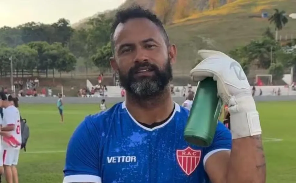 Goleiro Bruno próximo de acerto com o Capixaba para 2026