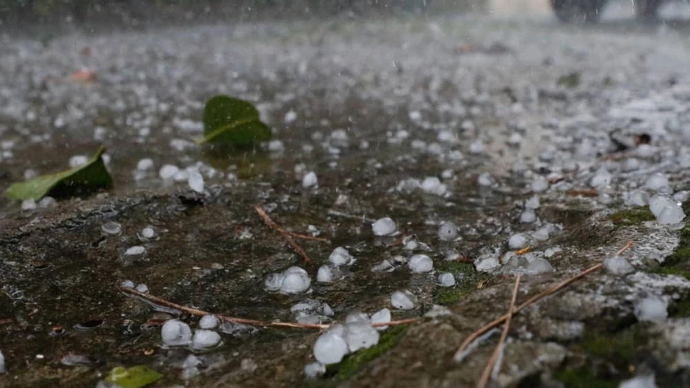 Alerta de tempestade com granizo no ES; veja a previsão