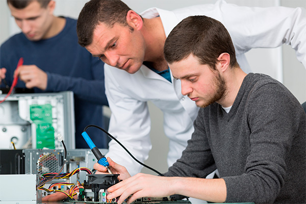 Com vagas para João Neiva, ES abre 1.045 vagas em cursos técnicos gratuitos