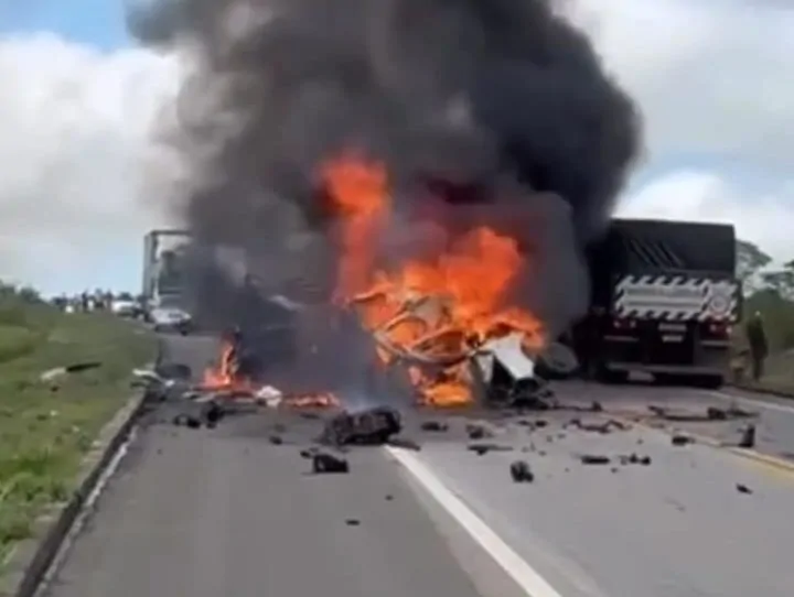 Mais de 60 feridos e cinco mortes registradas durante o fim de semana do ano novo