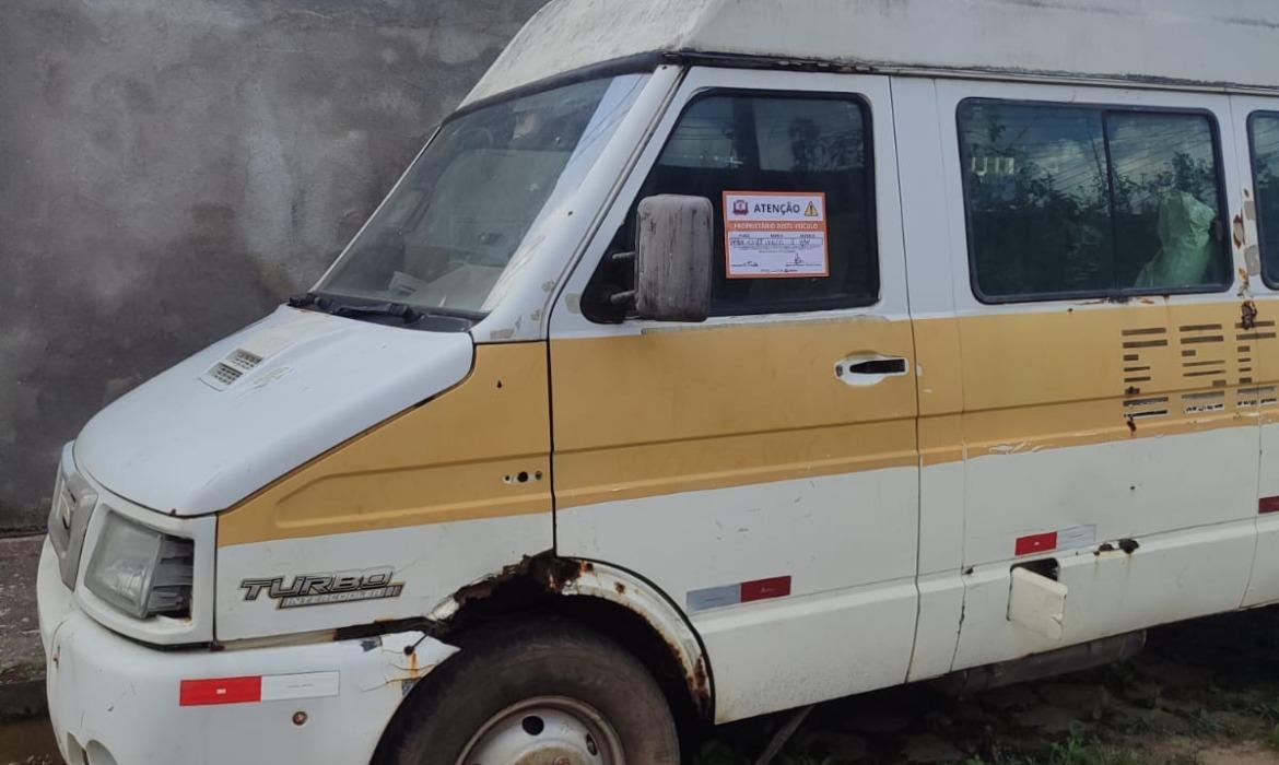 Veículos abandonados nas vias públicas de Aracruz são notificados