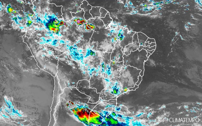 Inmet emite novo alertas de chuvas intensas e coloca todo o ES em atenção