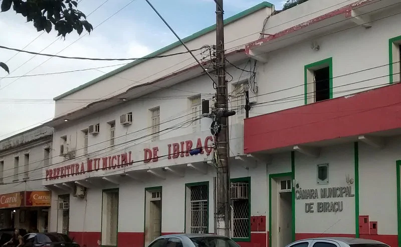 Ibiraçu implanta monitoramento com reconhecimento facial em escolas da rede municipal