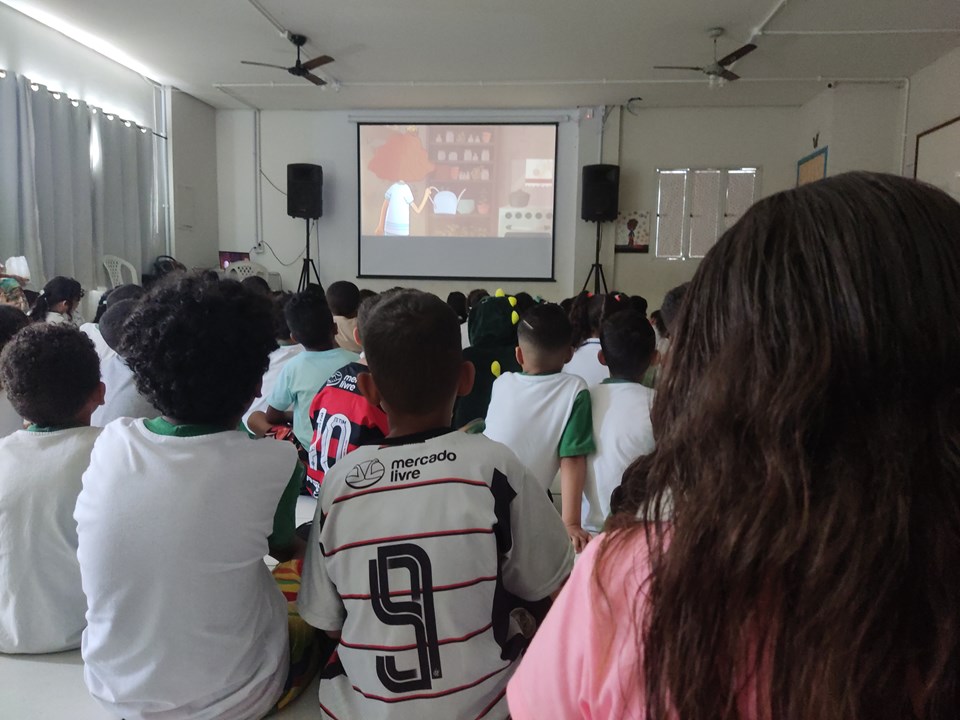 Cine Bandolero leva cinema a mais de 600 crianças em escolas de Aracruz