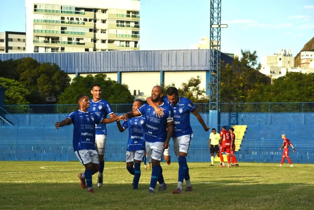 Vitória e Rio Branco vencem pela Série D do Brasileirão