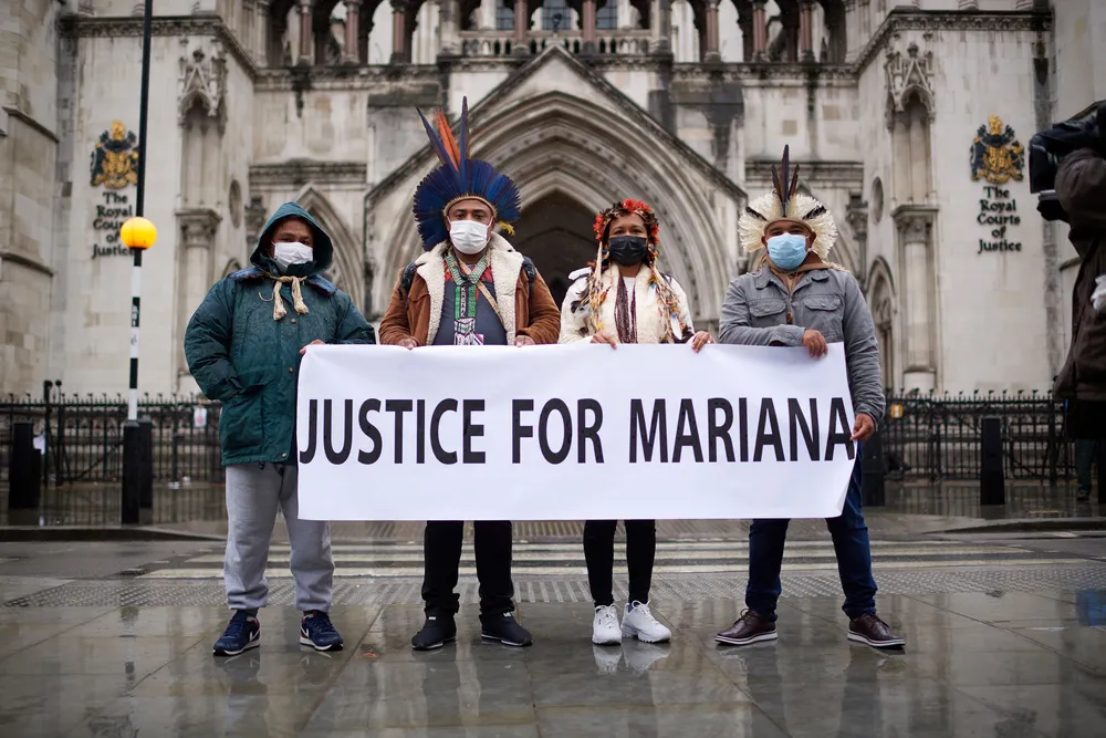 BHP e Vale oferecem US$ 1,4 bilhão para encerrar processo de Mariana na Inglaterra, diz jornal britânico